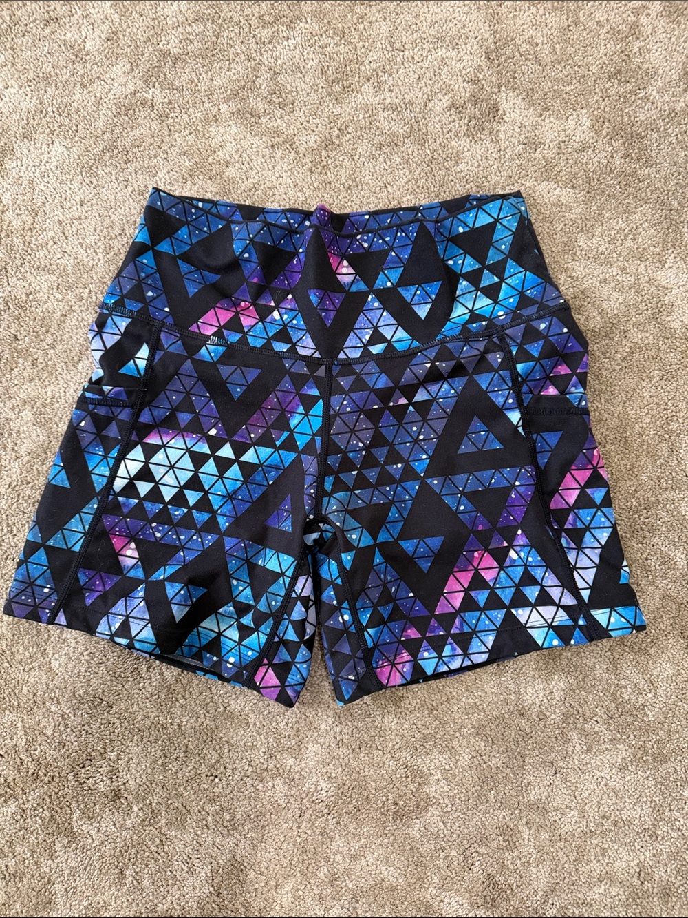 Men's Geometric Galaxy Print Athletic Shorts - Black/Blue/Purple